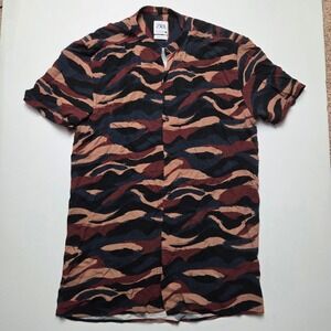 ZARA Men's Regular Fit Short Sleeve Button Up Camp Shirt Abstract Pattern Small